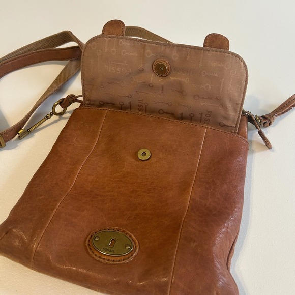 Fossil Tan Lamb Hide Leather Crossbody Purse Everyday Bag - Picture 5 of 10